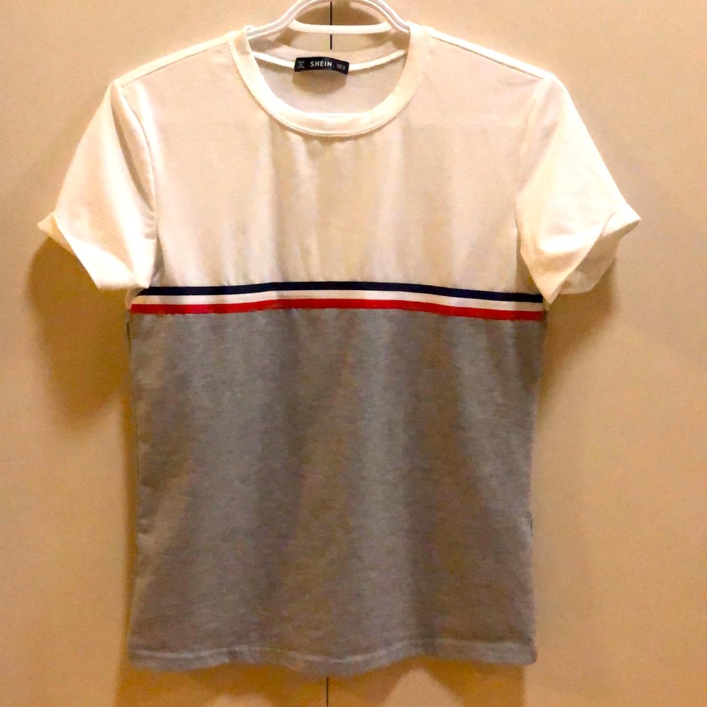 White grey t-shirt xs
